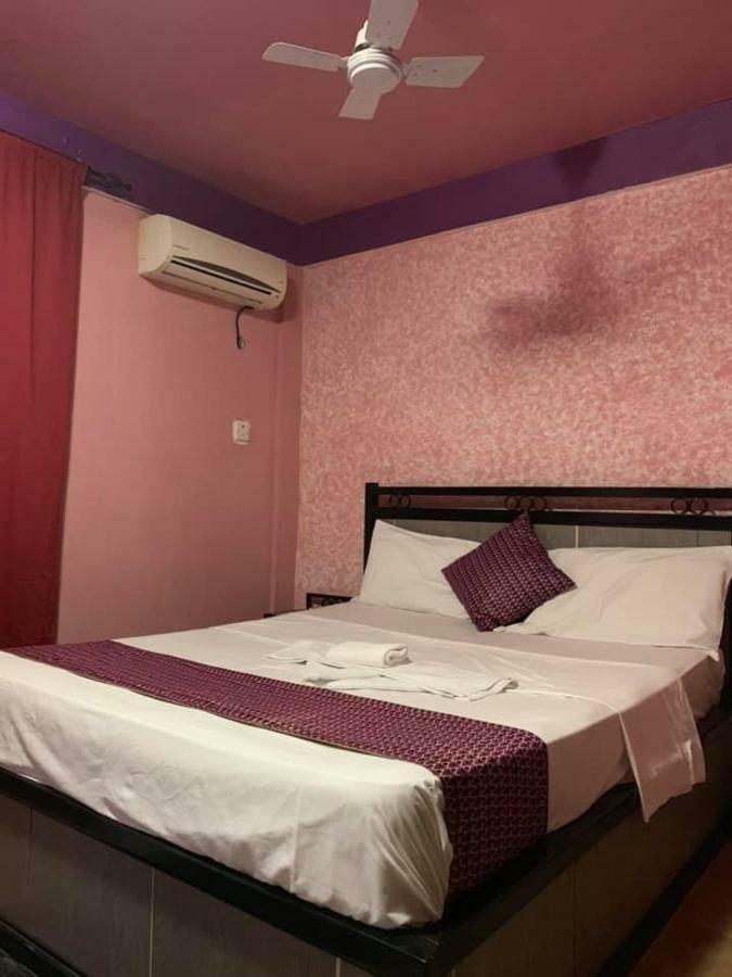 Vlv International Guest House Kololi Eksteriør billede