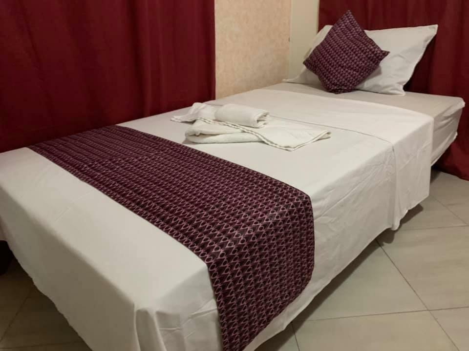Vlv International Guest House Kololi Eksteriør billede